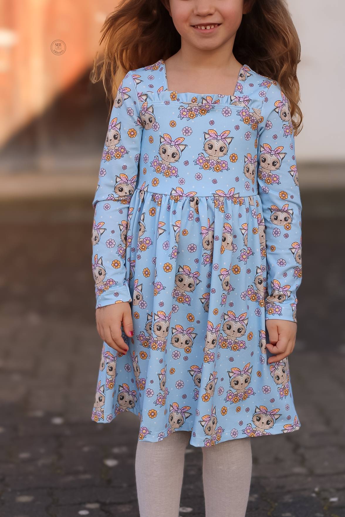 Kitty Flower Blau – Katzen & Blumen Kinderstoff | verschiedene Stoffarten