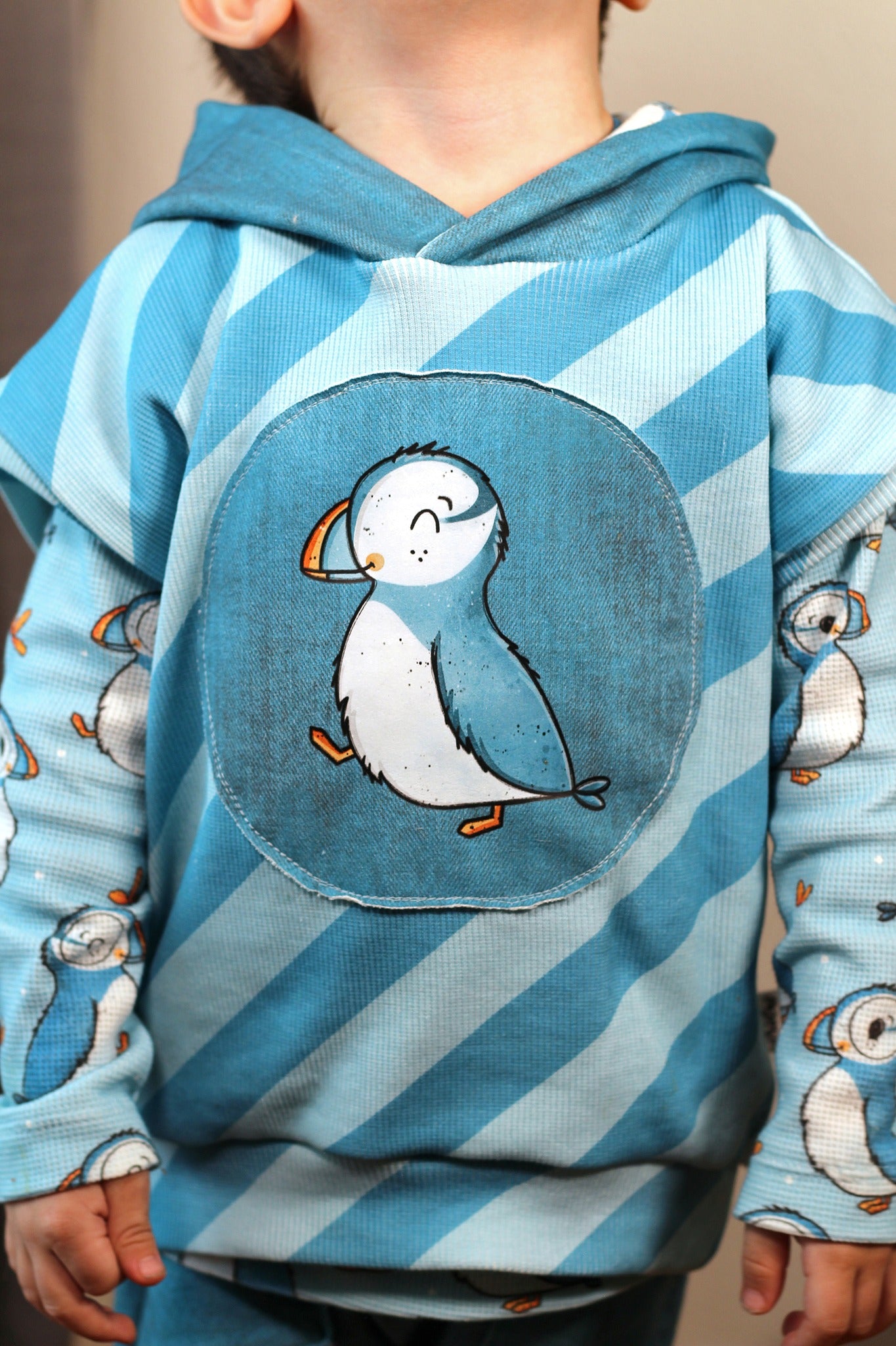 Puffin Friends – Kinderstoff mit Papageitauchern | verschiedene Stoffarten