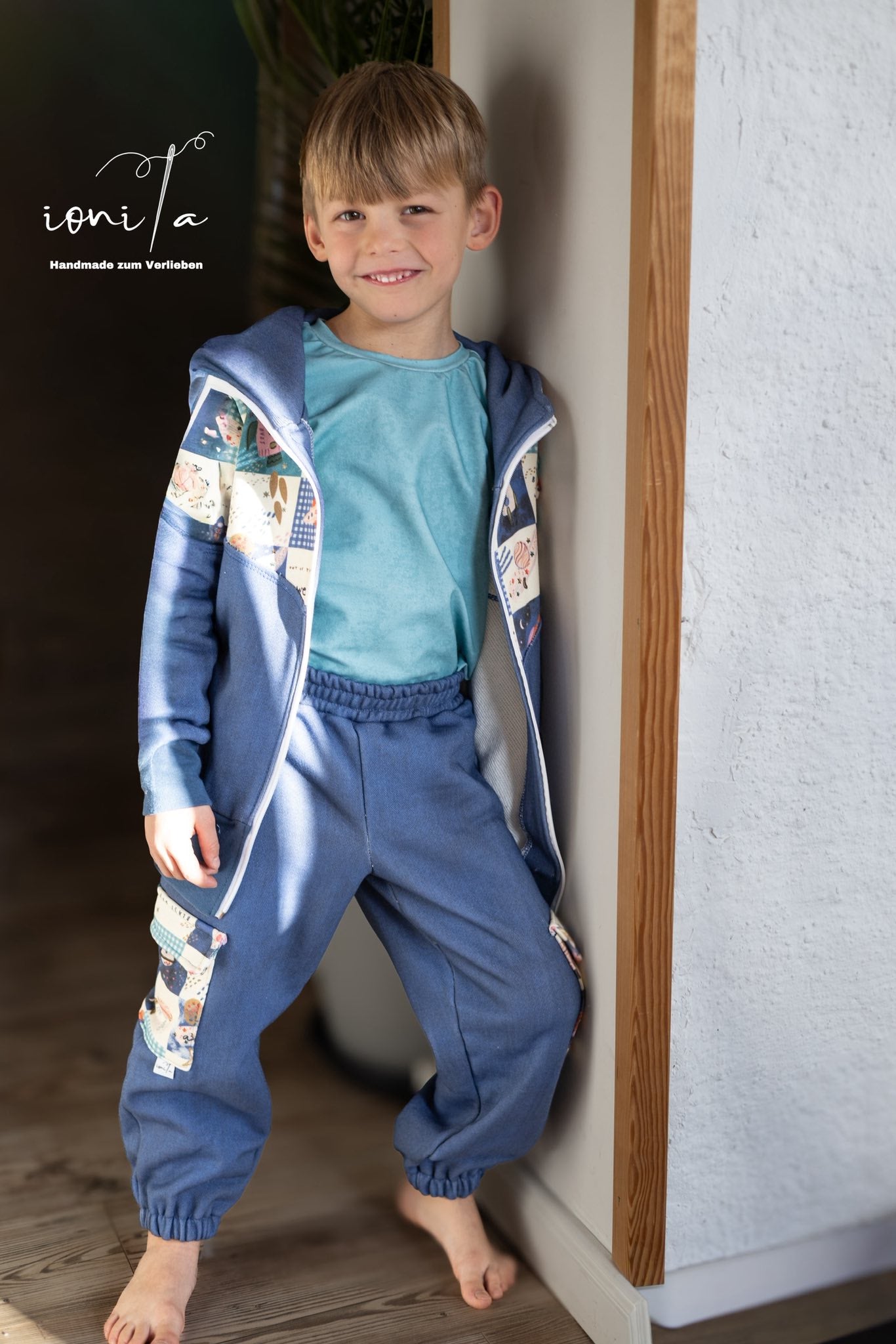 Cosmic Adventure Blau – Kinderstoff Weltall | verschiedene Stoffarten