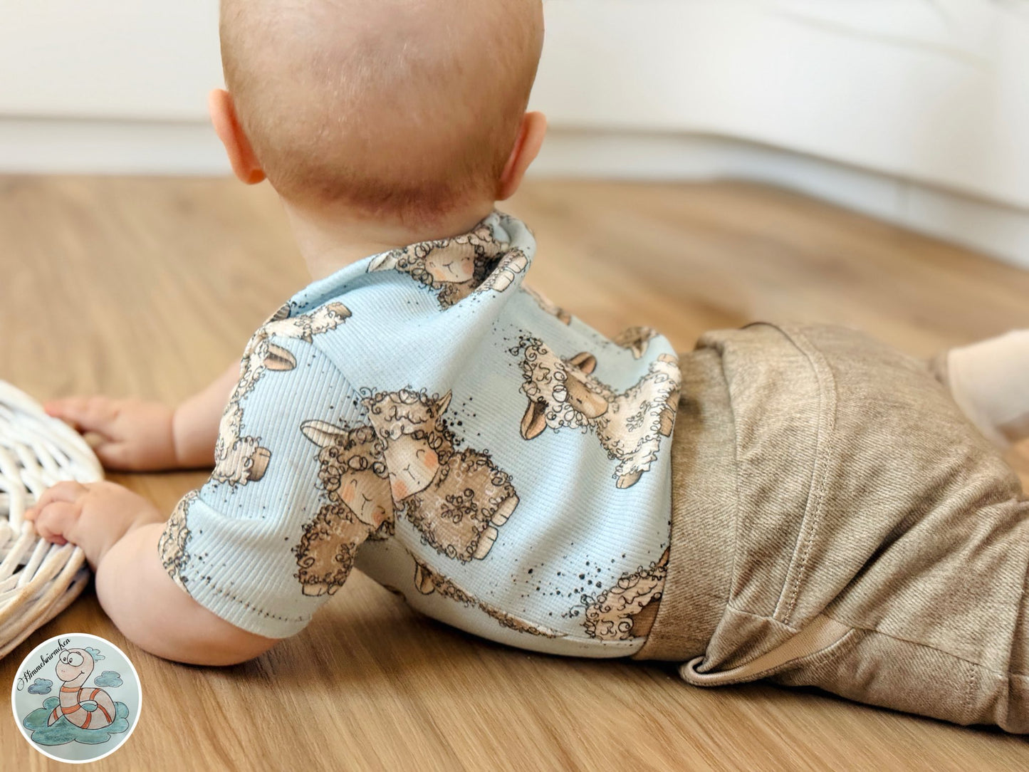 Lämmchen Hellblau – Kinderstoff mit süßen Schafen | verschiedene Stoffarten