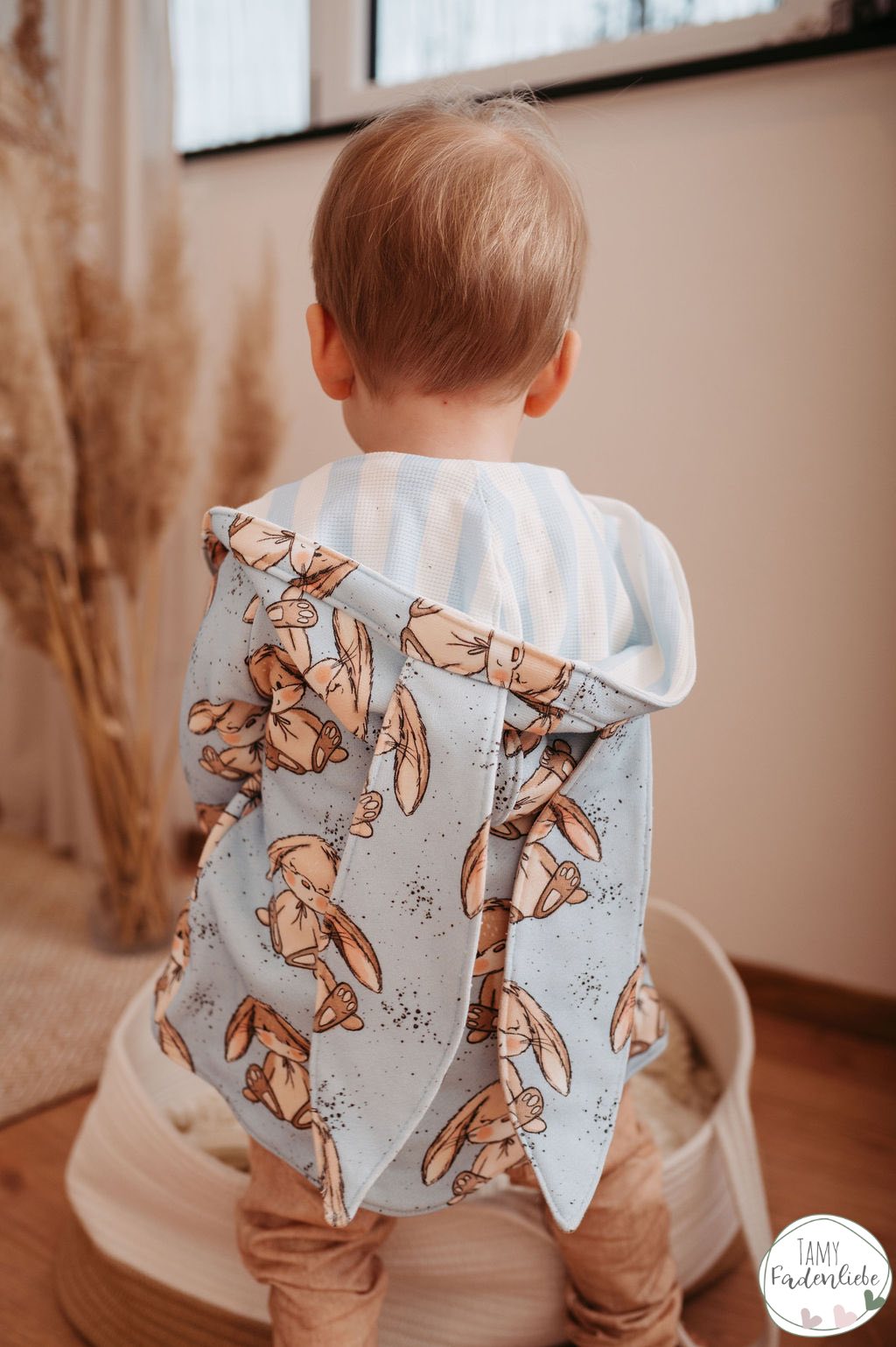 Kleine Häschen Hellblau – Kinderstoff mit Hasen | verschiedene Stoffarten