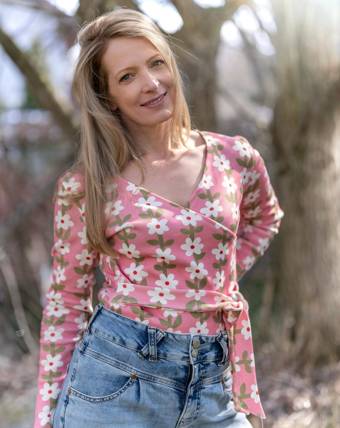 Simple Daisy Pink – Blumenstoff | auf verschiedenen Stoffarten