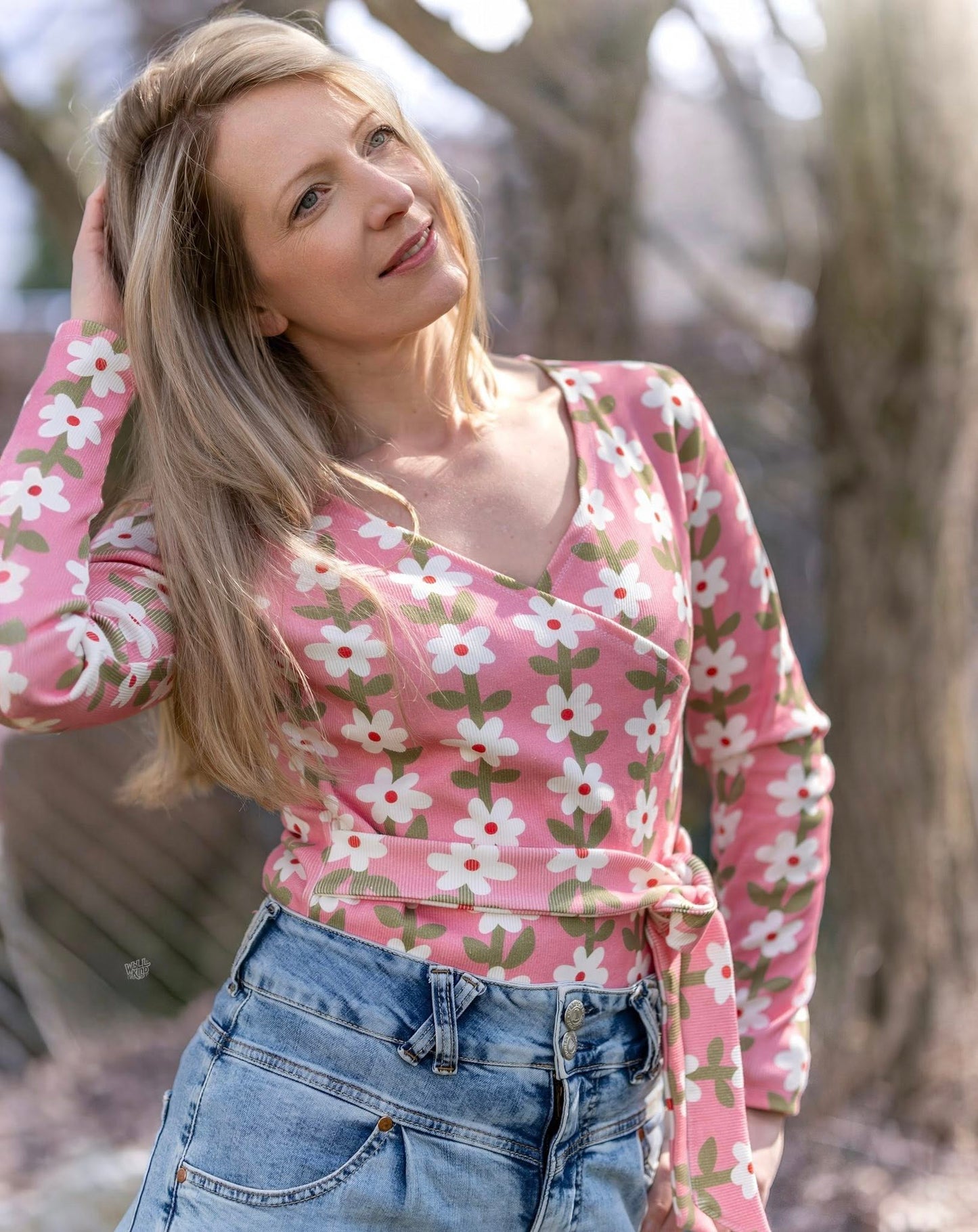 Simple Daisy Pink – Blumenstoff | auf verschiedenen Stoffarten