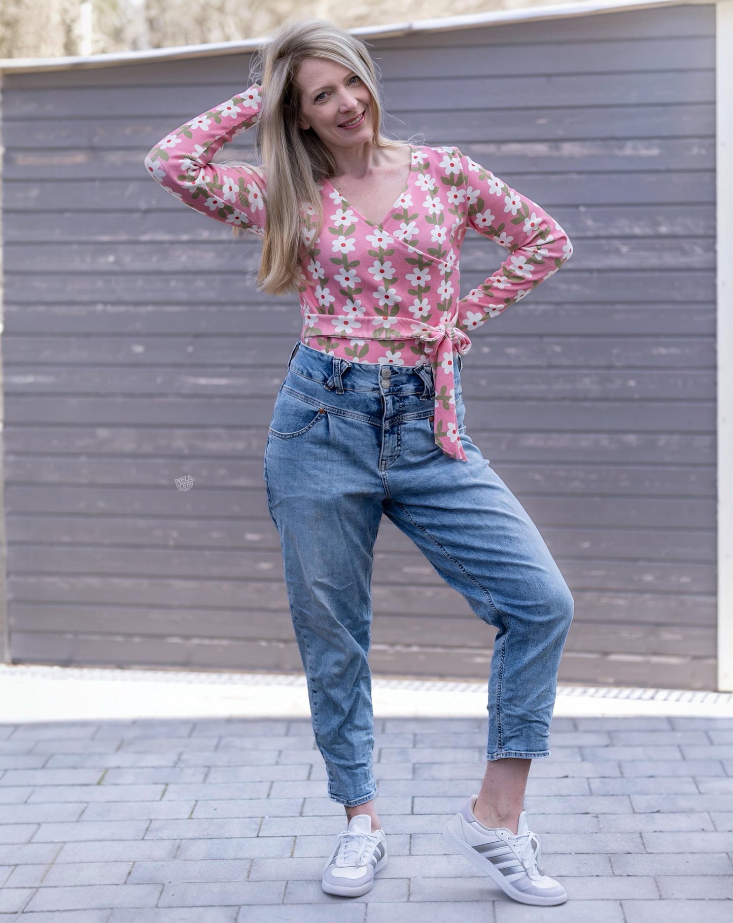 Simple Daisy Pink – Blumenstoff | auf verschiedenen Stoffarten