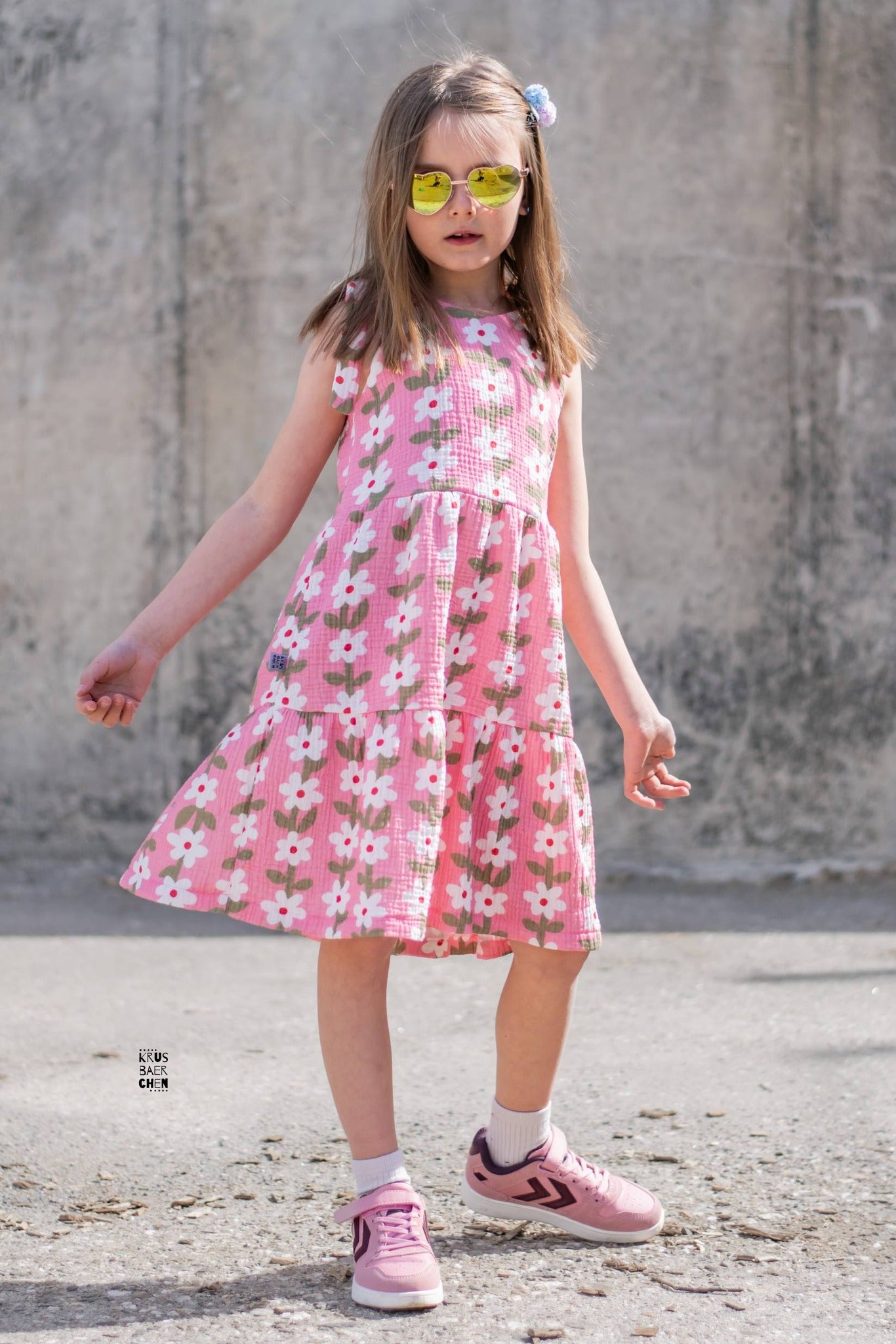 Simple Daisy Pink – Blumenstoff | auf verschiedenen Stoffarten