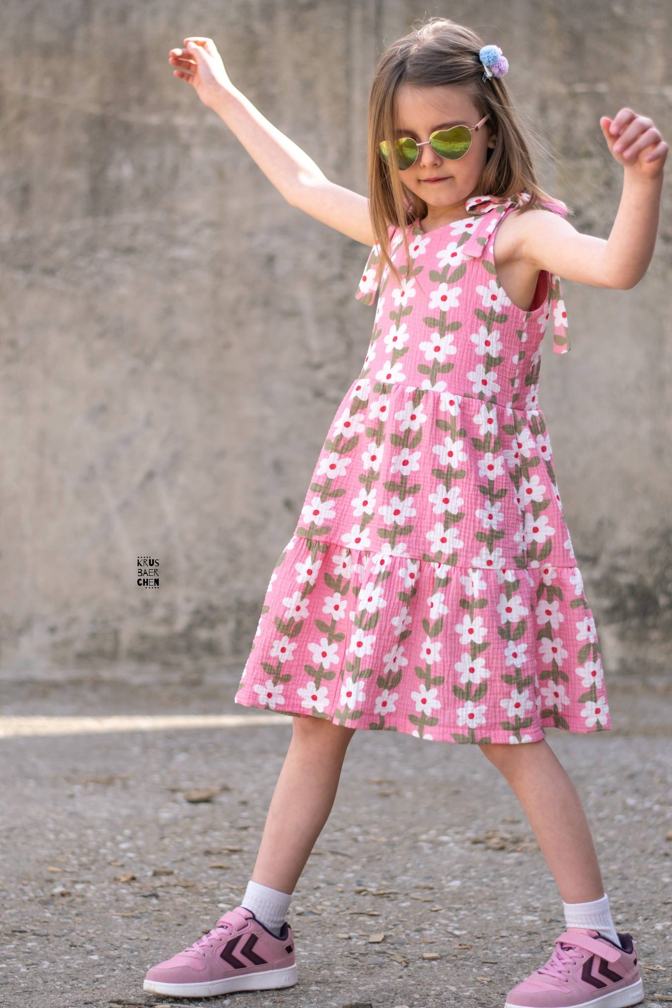 Simple Daisy Pink – Blumenstoff | auf verschiedenen Stoffarten
