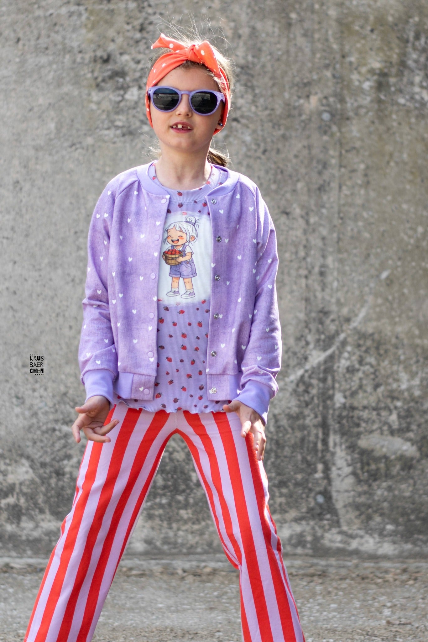 Rosie – Mädchen mit Erdbeeren Design | verschiedene Stoffarten