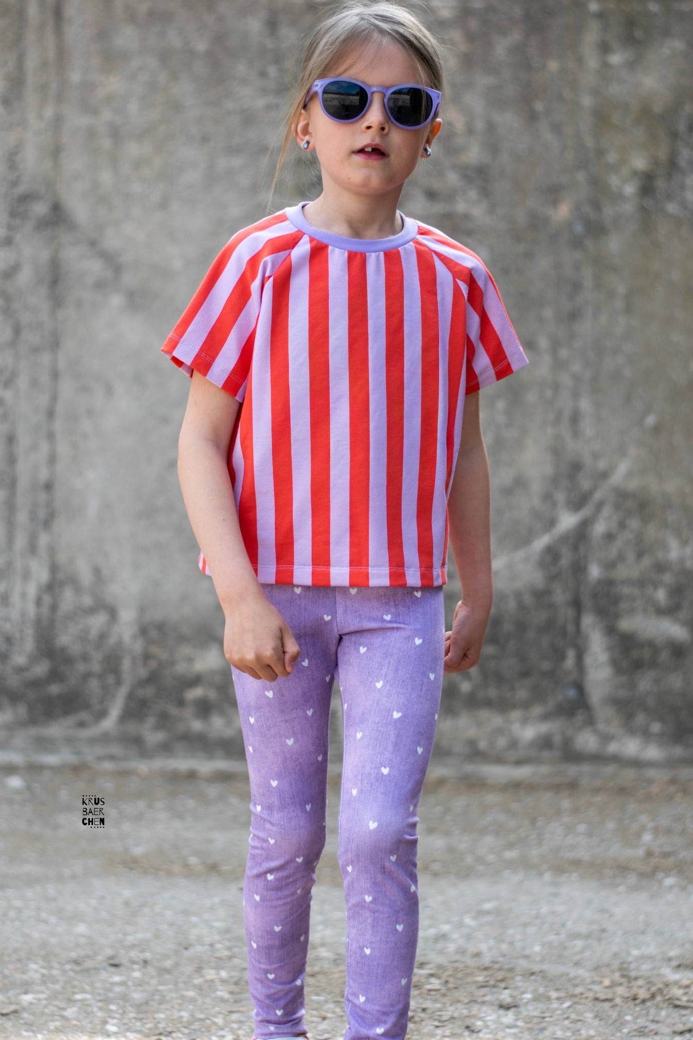 Rosie – Mädchen mit Erdbeeren Design | verschiedene Stoffarten