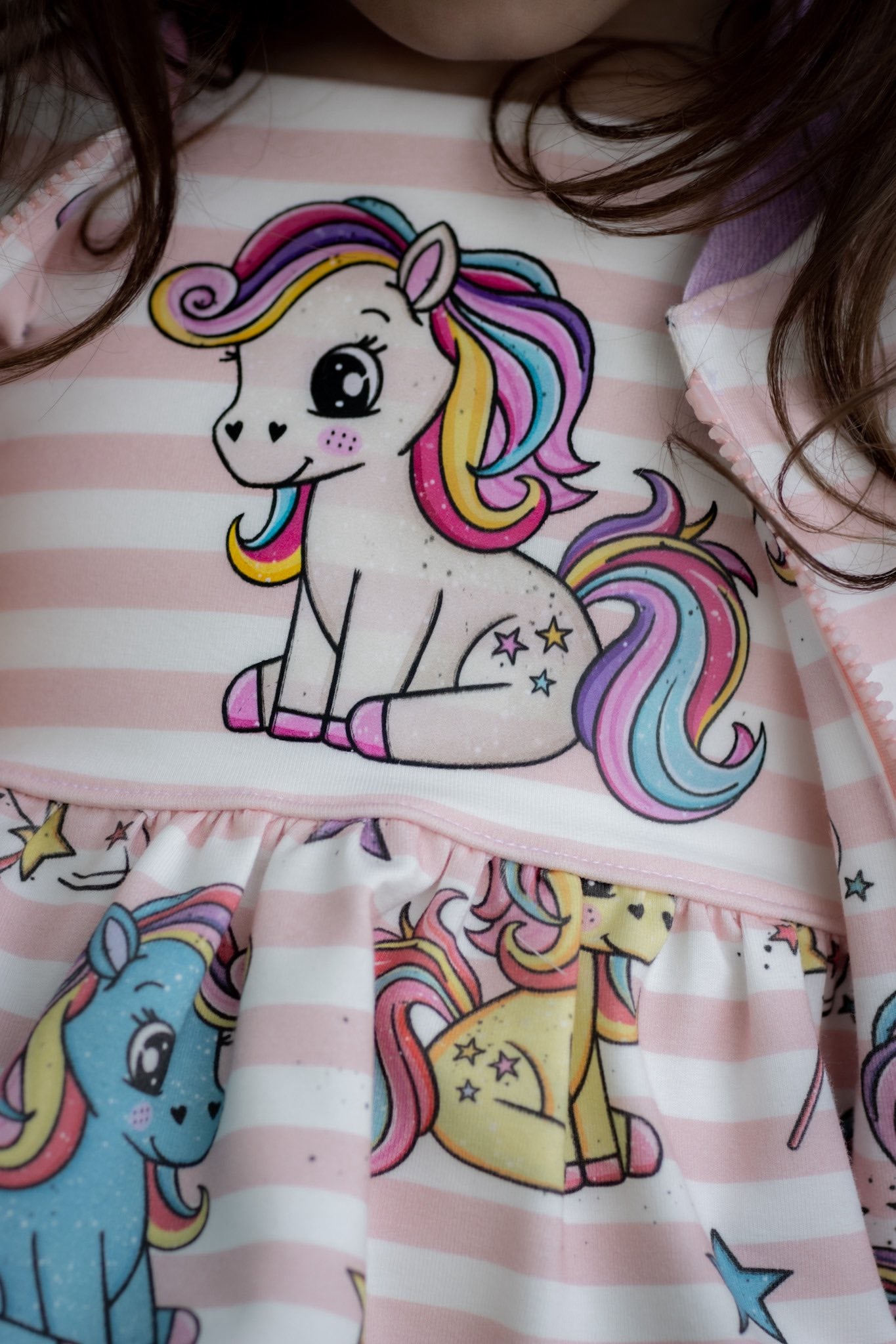 Bügelbild Polly Pony 1 – Regenbogen Pony für Kinder