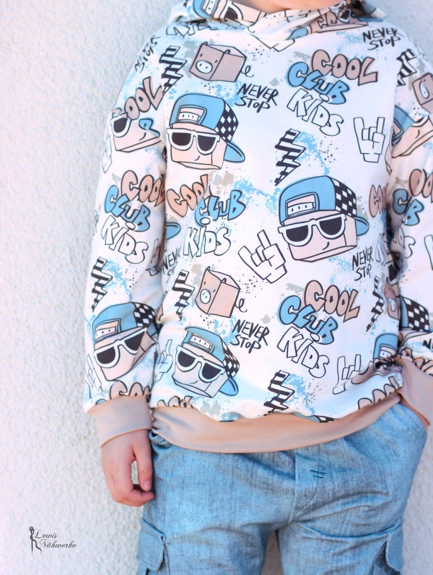 Cool Kids Club Neutral – cooler Streetstyle Stoff | auf verschiedenen Stoffarten