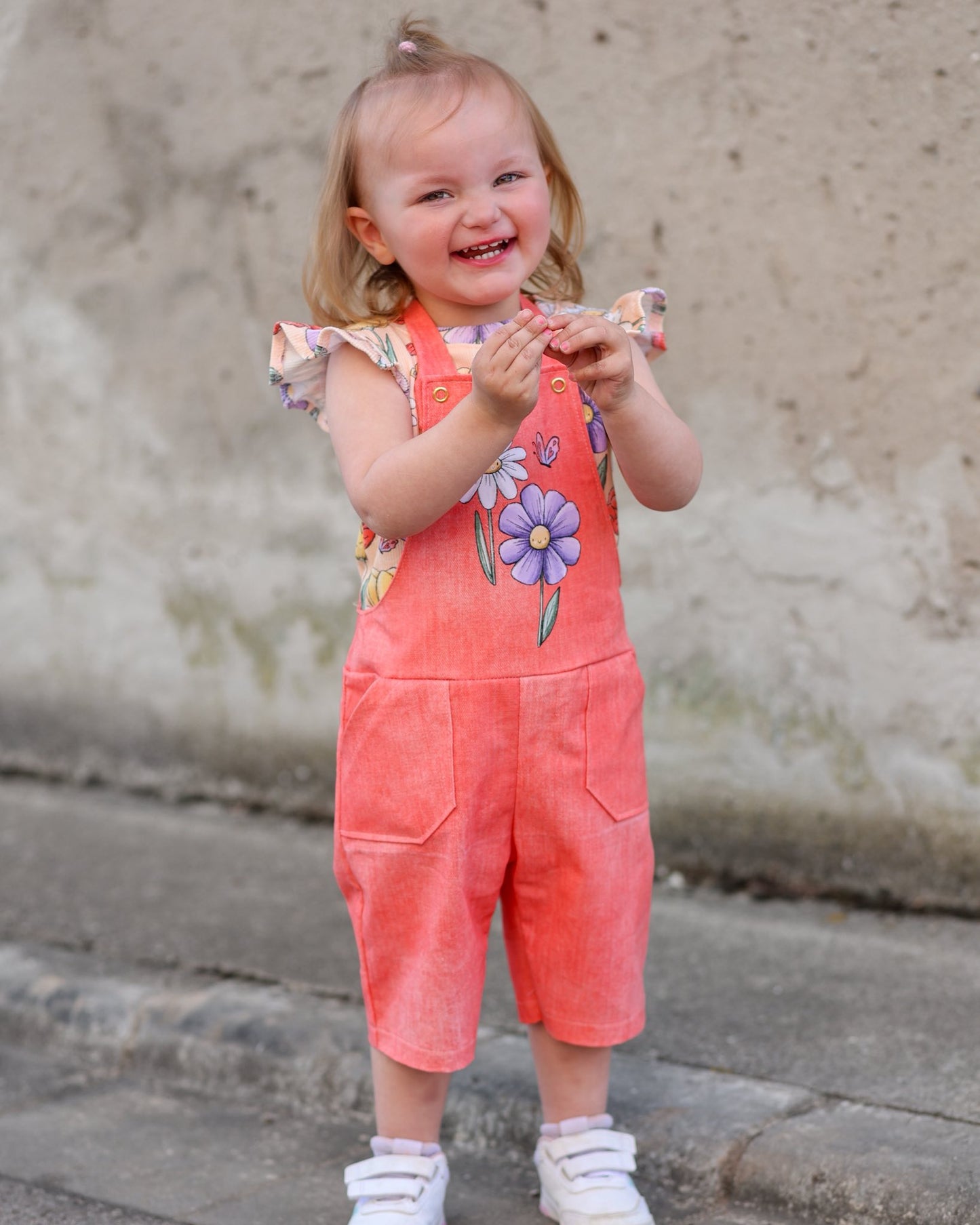 Bloom & Smile Gelb – fröhlicher Blumen Stoff | auf verschiedenen Stoffarten