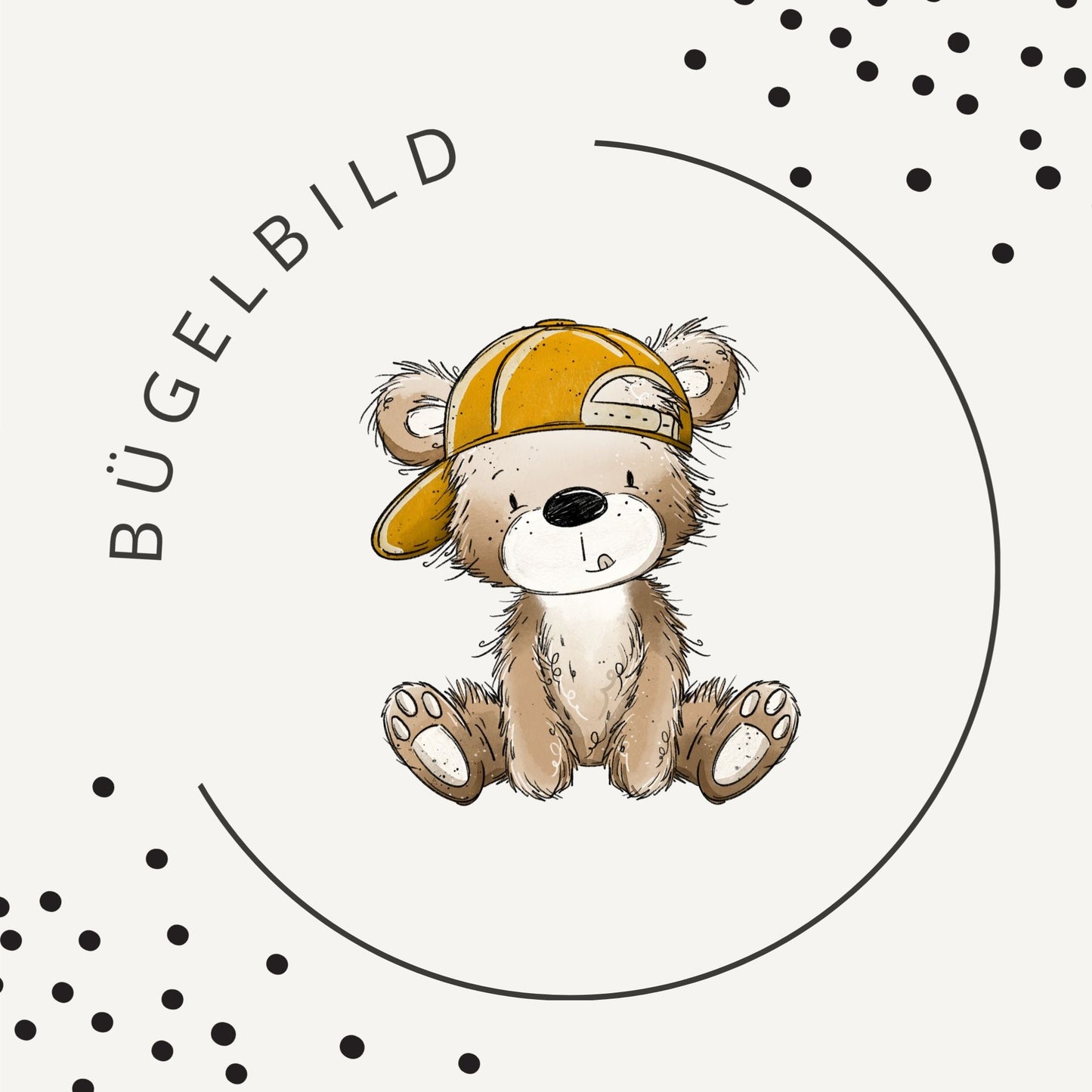 Bügelbild Bear Vibes 6 – Süßer Bär mit gelber Cap
